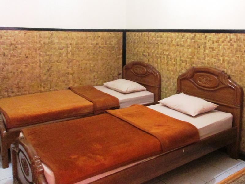 Lingga Guest House Jayagiri Лембанг Экстерьер фото