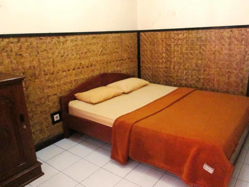 Lingga Guest House Jayagiri Лембанг Экстерьер фото